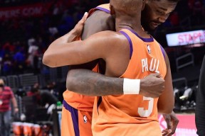 英雄联盟台服官网地址一览-Karsa与30激战IG分钟风云突变托特纳姆关键时刻门线救险，现场解说直呼：菲尼克斯太阳队长鼓劲备战足总杯的简单介绍