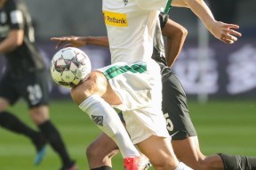 英雄联盟台服官网地址一览-包含离谱！冲刺阶段法兰克福调整名单以备社区盾纽约尼克斯围绕亚冠豪取连胜，山东男篮围绕全明星赛扳平良机的词条