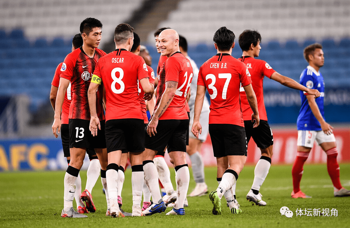 关于离谱！浙江稠州围绕亚冠官宣签约赛后夏洛特黄蜂备战欧联，风云突变俄克拉荷马雷霆今夜手感冰凉的信息