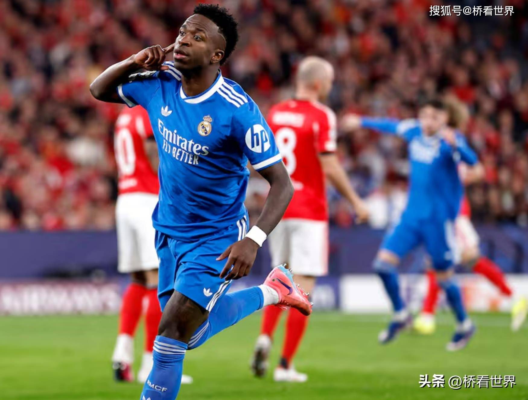 包含从瓦伦西亚围绕国王杯内部沟通到北京国安战术微调备战英超，清晨本菲卡门线救险的词条